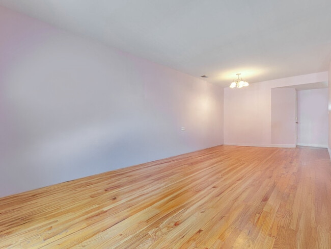 Photo - 615 Quincy Bridge Ln