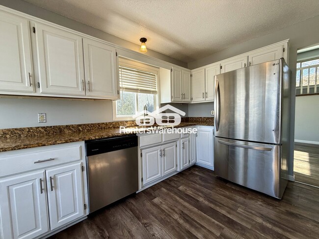 Photo - 10911 Kentucky Ave N