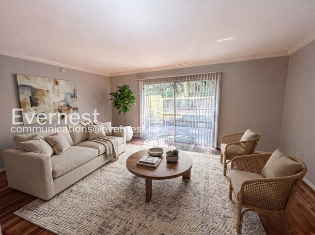 806 Vestavia Villa Ct