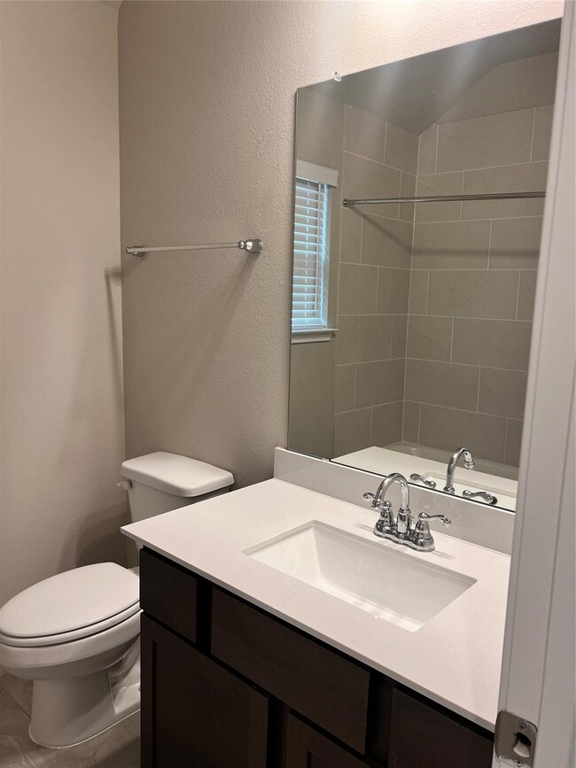 Photo - 8420 Int'l Fls Dr