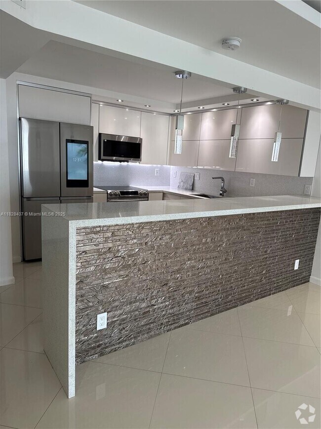 Building Photo - 18151 NE 31st Ct Unit 1708 Rental
