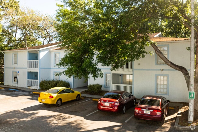 Columbia Park Apartments