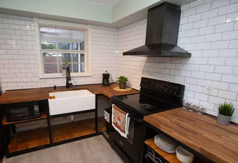 Photo - 7650 NW 33rd St (Hollywood, FL)