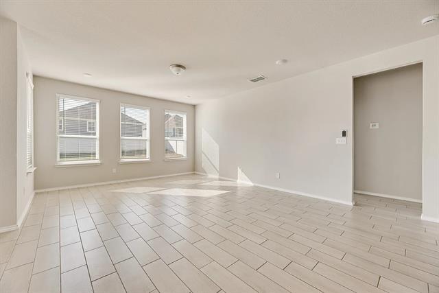 Photo - 5913 Hopkins Dr