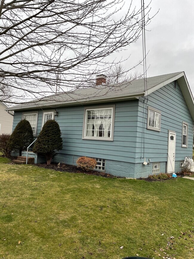 Photo - 17816 Park St