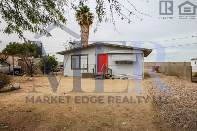 Photo - 2Bed/1Bath Home in Litchfield Park--Close to Luke Air Force Base--NO HOA! RV PARKING!