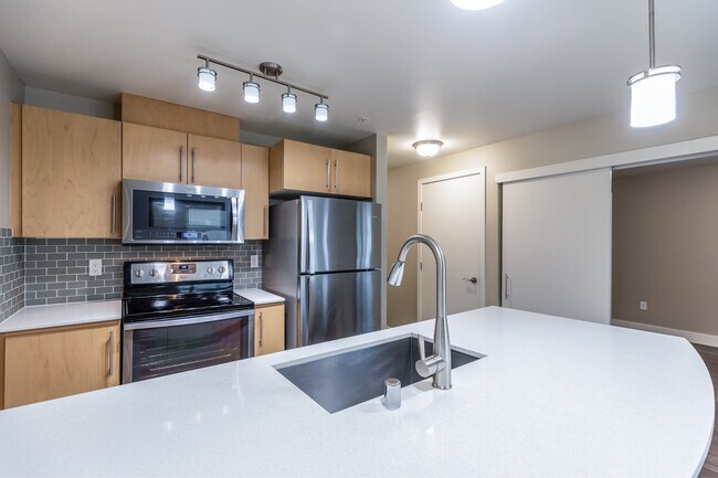 1611 on Lake Union