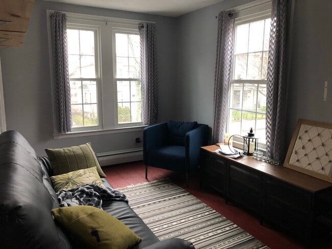 Photo - 215 Dwight St