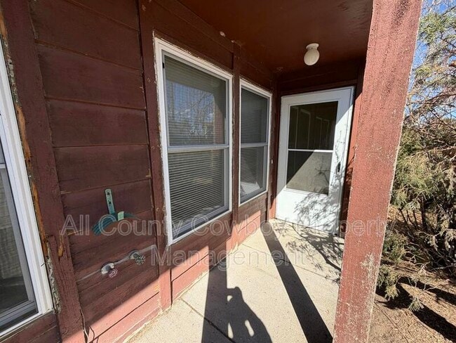 Photo - 230 Norma Ct