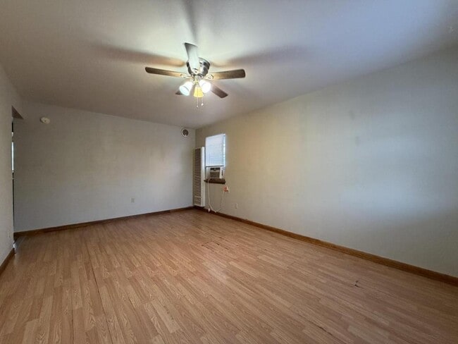 Photo - 7 N Severance St