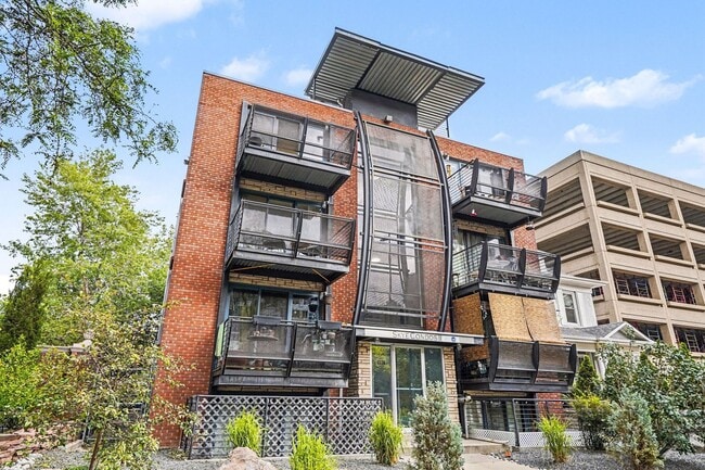 Photo - Available NOW! 1 Bedroom 1 Bath Condo Downtown Denver!
