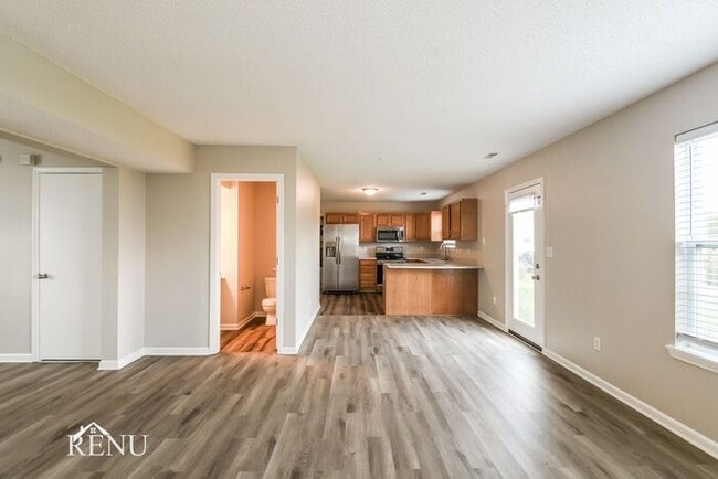 Photo - 19307 Fox Chase Dr