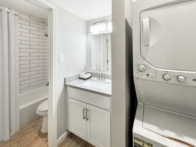 Photo - Hyde Park Place