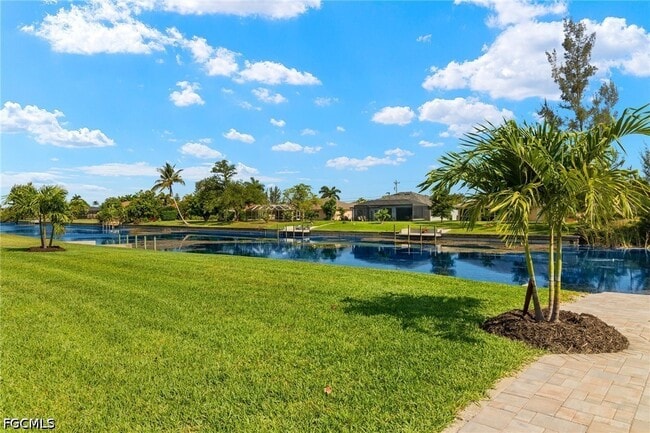 Photo - 154 SE 20th St