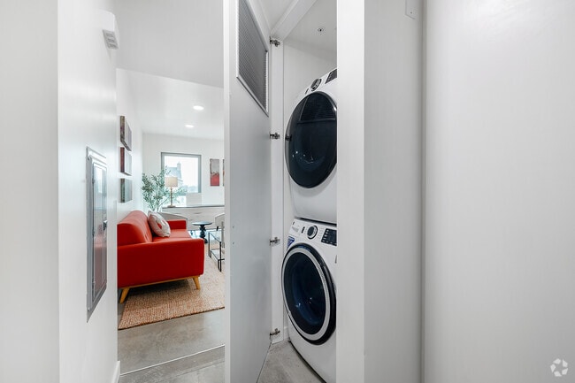 Studio - 447SF - Laundry