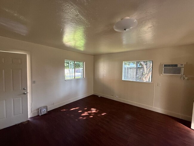 Photo - 1601 Virginia Ave Unidad Studio