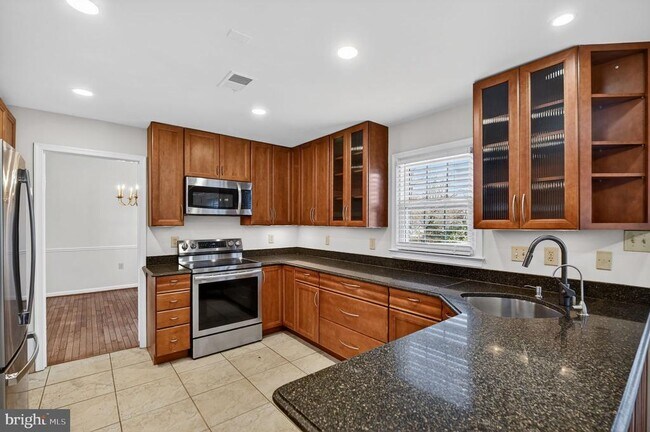 Photo - 102 Cunningham Park Ct SE