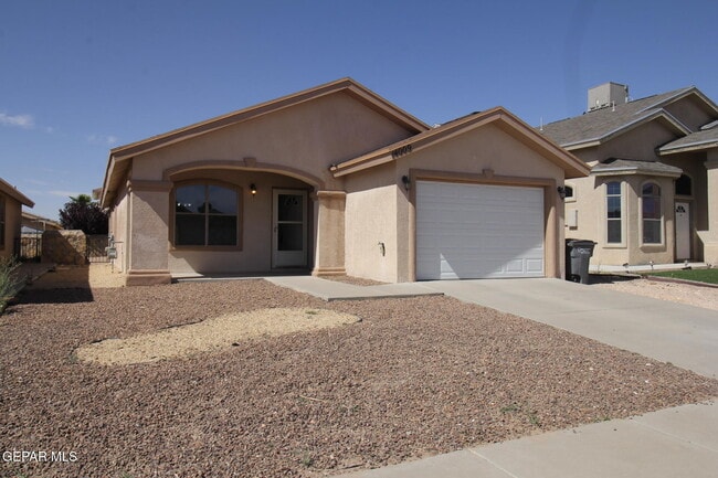 Photo - 14009 Robert Ituarte Dr House