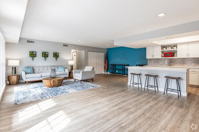 Leasing Office