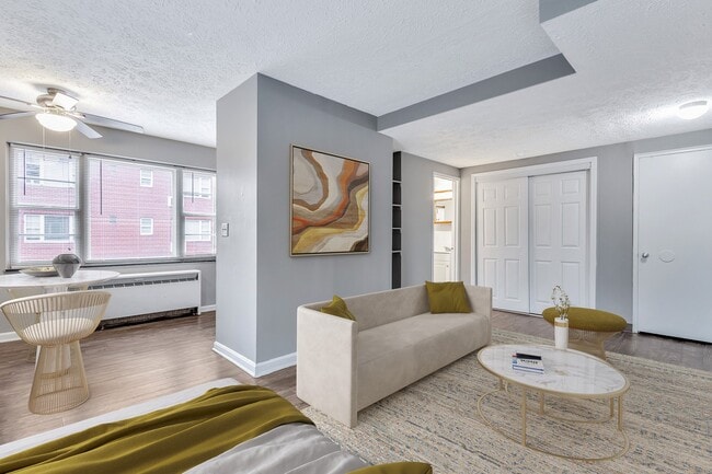 Lofts on Ormsby - Lofts on Ormsby