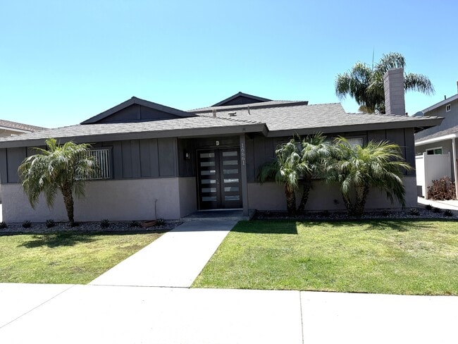 Building Photo - 16661 Blanton Ln Unit D Rental