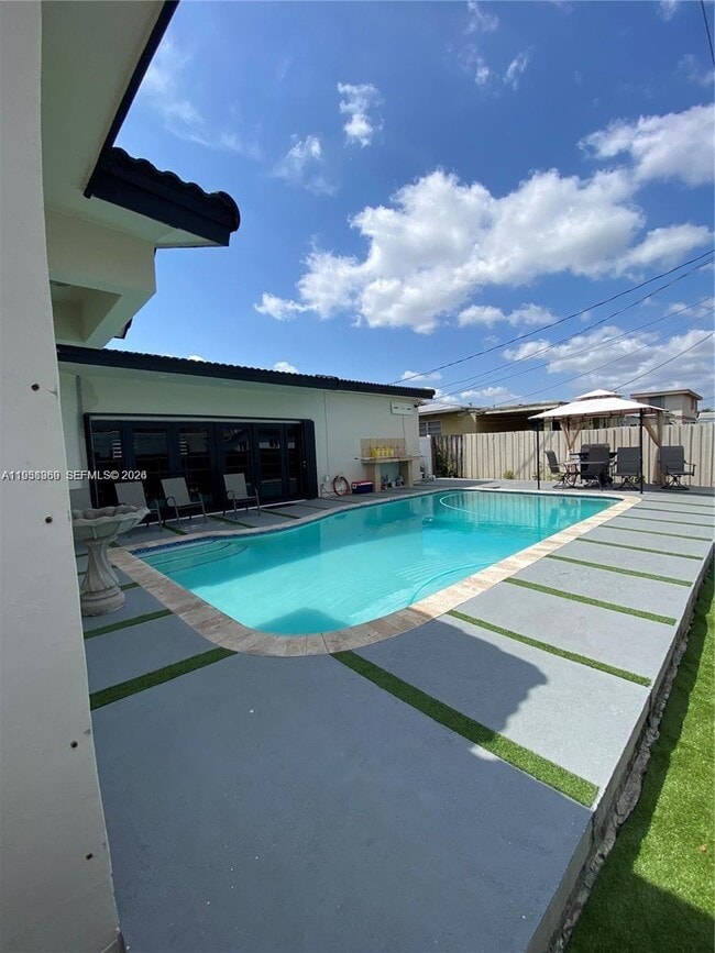 Photo - 8531 SW 16th Terrace