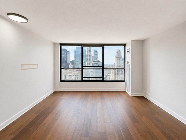 Photo - 405 N Wabash Ave