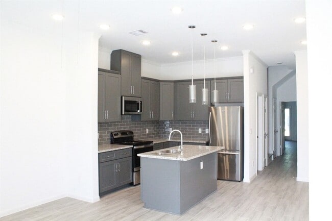 Photo - 3714 Easy St Unit B