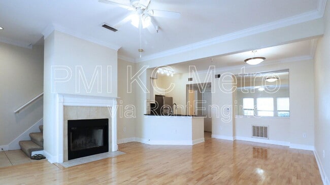 Building Photo - 11624 Tomahawk Creek Pkwy Rental