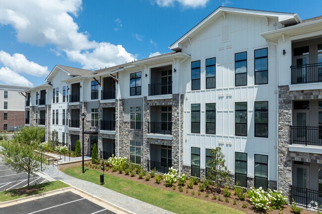 Las alturas en Sawnee Village - Heights at Sawnee Village