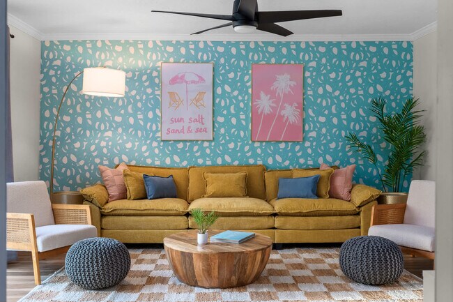 Photo - 233 E Overbrook St Unit ID1053145P