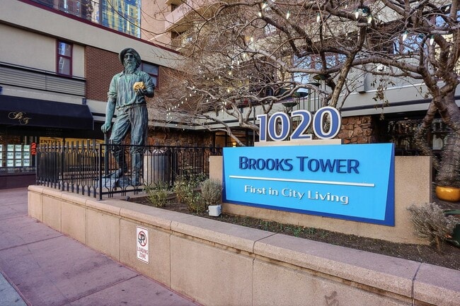 Photo - 35th Floor Downtown Denver Condo | 1 Bed | Private Balcony | Mountain Views Unit 35N