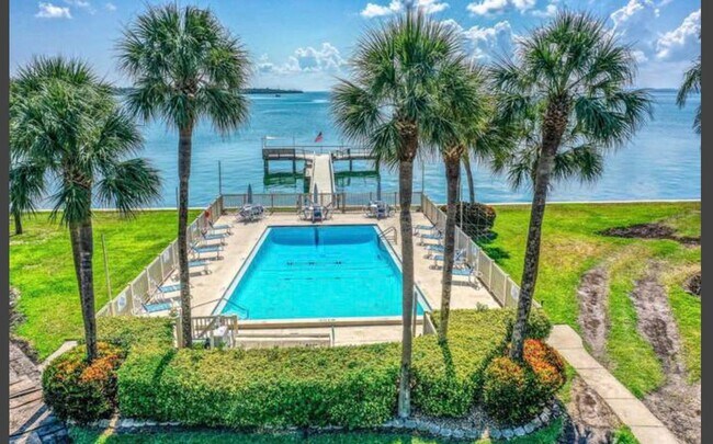 Photo - 7510 Sunshine Skyway Ln S