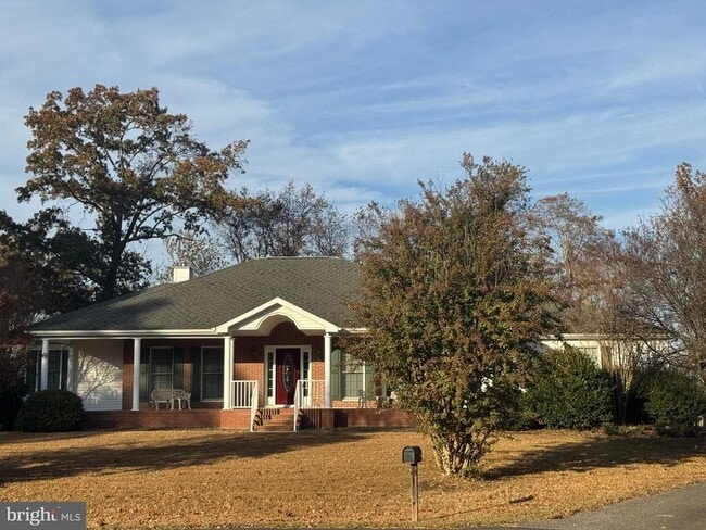Building Photo - 8466 Hollybrook Dr Rental