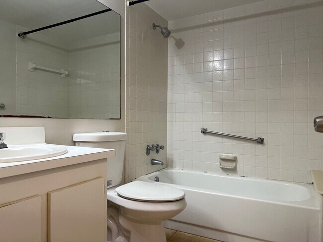 Photo - 202 Foxtail Dr Unit E3