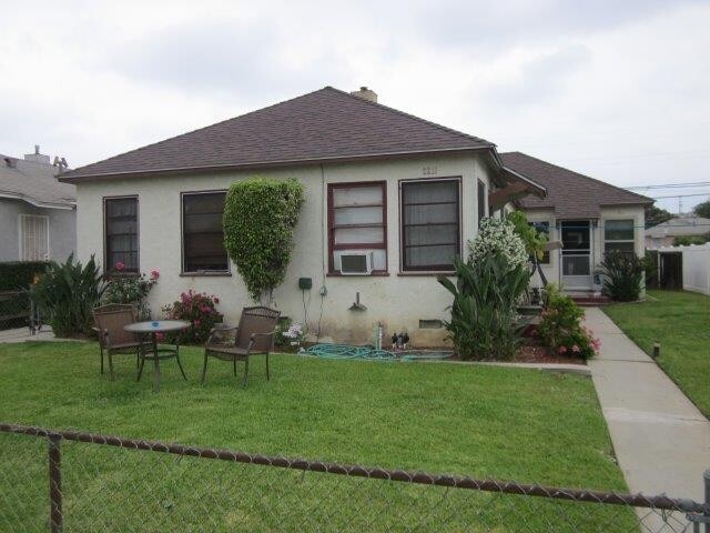 Building Photo - 2221 Unit 2223