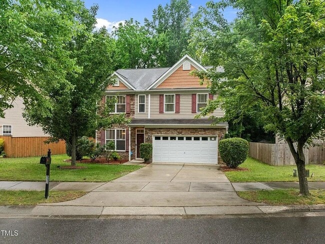 Photo - 552 Stobhill Ln