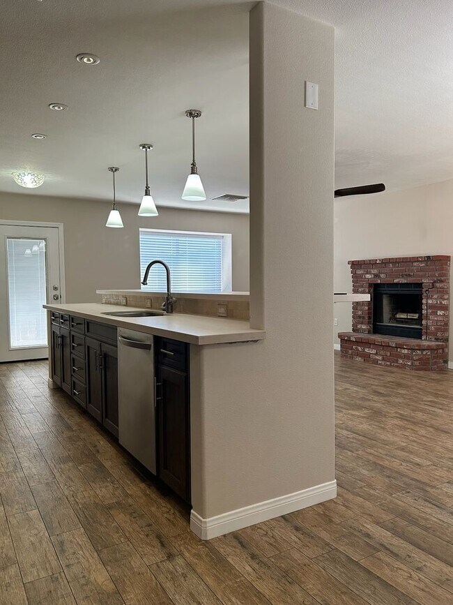1017 W Perdew Ave Unit 1017-C W. Perdew Ave.