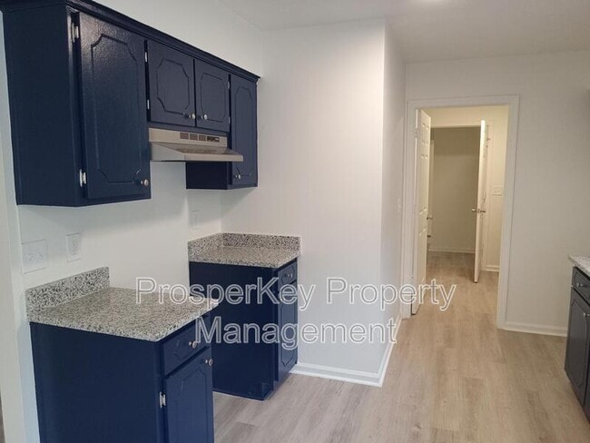 Photo - 10 Hidden Valley Ct