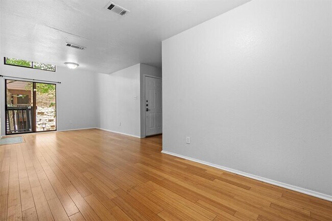Photo - 3627 Menchaca Rd Unit 204
