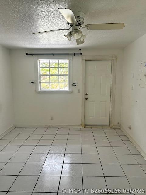 Photo - 727 Penn St Unit 3
