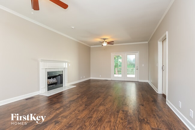 Photo - 221 Shoemaker Ct