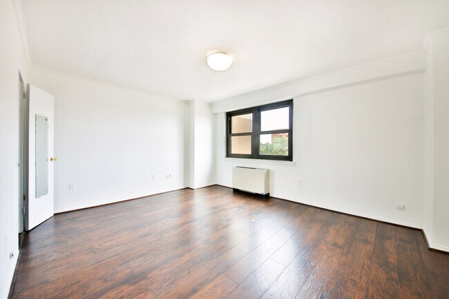 Photo - 6 Whittier Pl Unit 4E