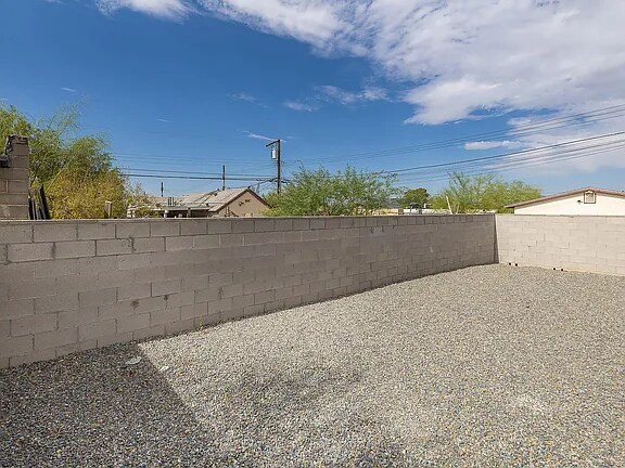 Photo - 938 E Waverly St