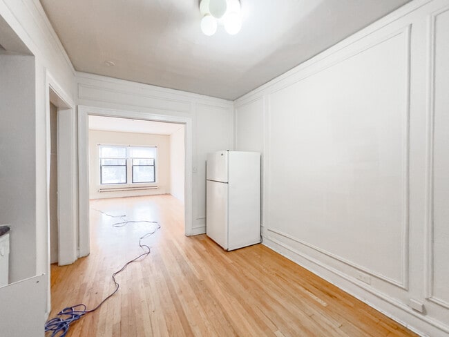 Photo - 1036 Dempster St Unidad W2