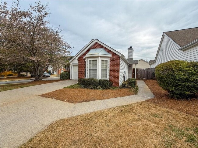 Photo - 2711 Highland Ridge NW