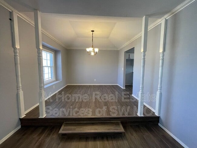 Photo - 2156 E Swallow St