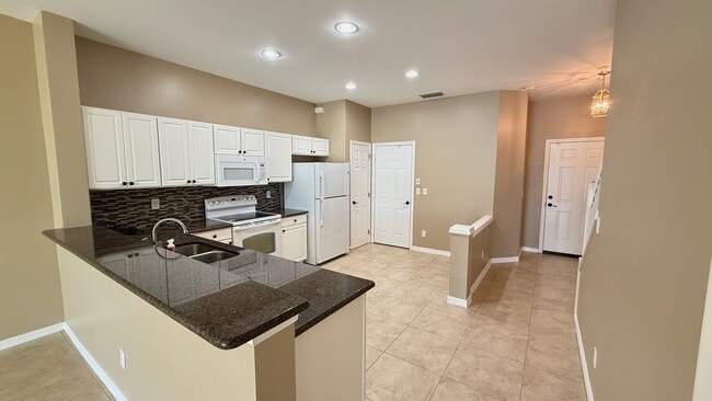 Photo - 8431 Village Edge Cir