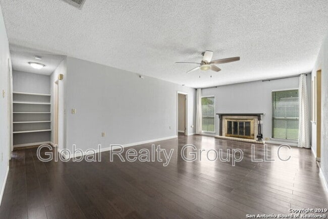 Photo - 109 Meadow Way