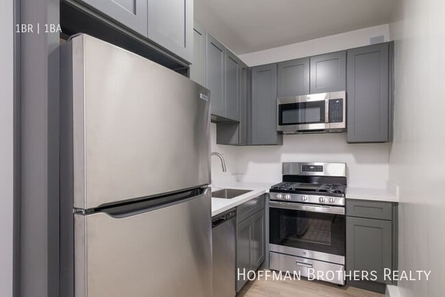 523 Westmoreland Ave Unit 202